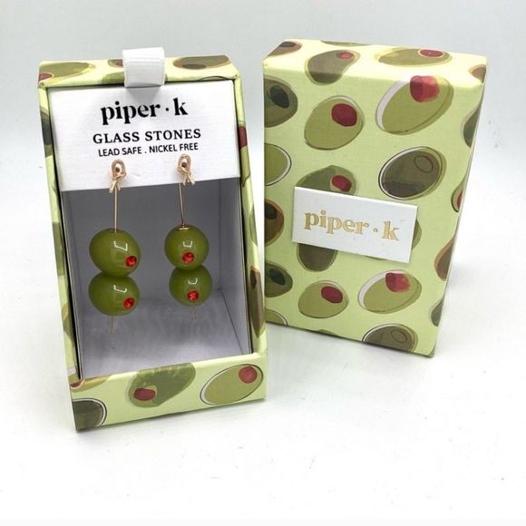 🔹️Piper K 🔹Viral Martini  Olive glass stone dangle earrings  & Keychain✨️🫒 - Picture 3 of 8